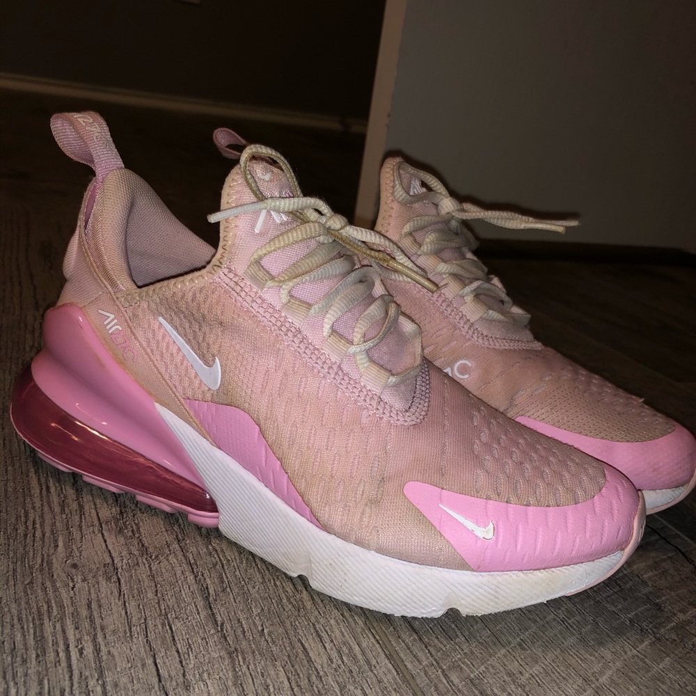 Nike Air 270